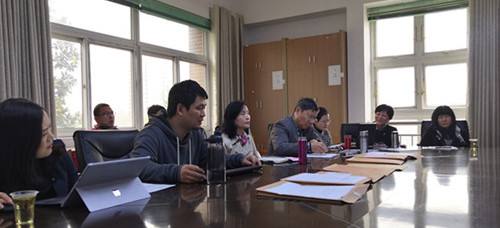 伟德国际1946源于英国召开学院课题结题汇报评审会