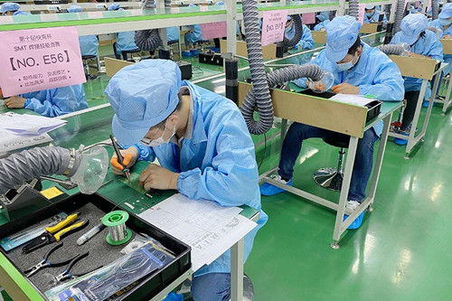 比赛现场_副本.jpg 比赛现场_副本.jpg