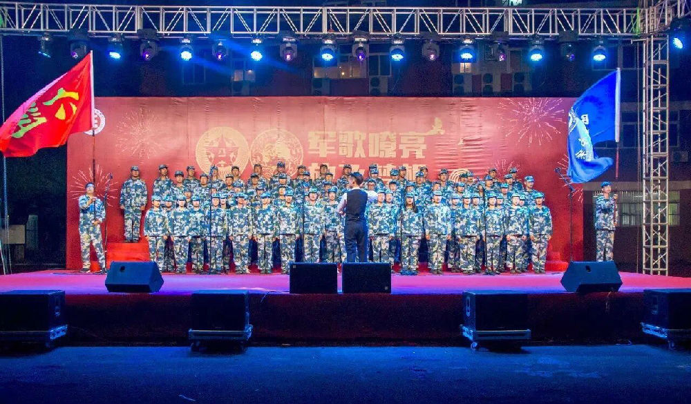 图一 比赛现场.jpg